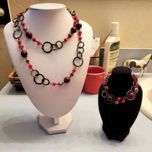 Very Berry jewelry set necklace and bracelet